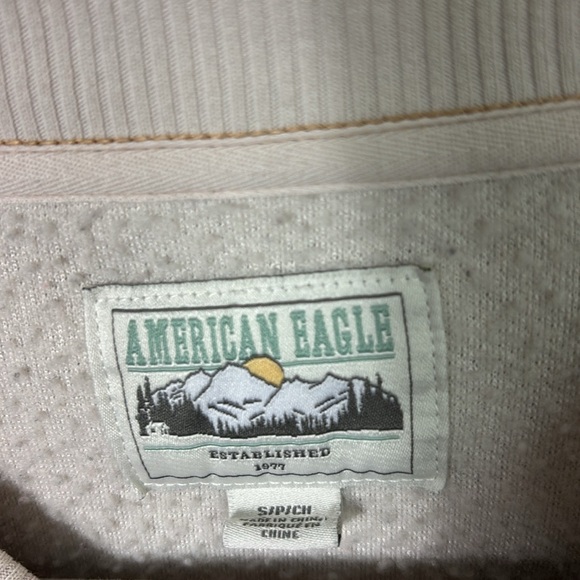 American Eagle Outfitters Cream Crew Neck Cropped Teddy Sweater Size Small - Picture 10 of 10